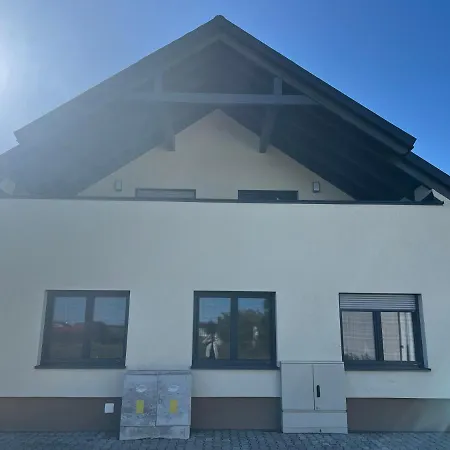 דירה Ruhige Gruene Oase Bei Flughafen