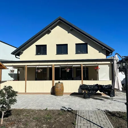 Ruhige Gruene Oase Bei Flughafen דירה *