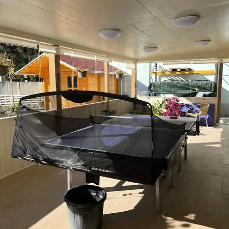 Ruhige Gruene Oase Bei Flughafen *