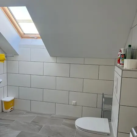 Apartment Ruhige Gruene Oase Bei Flughafen
