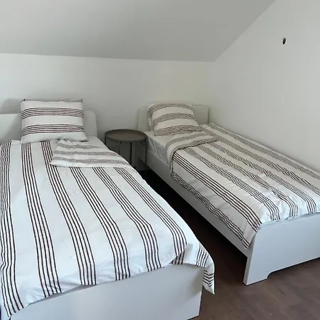 Apartment Ruhige Gruene Oase Bei Flughafen *